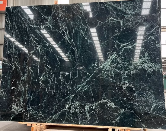 Silbergrauer Travertin für Platten und Fliesen